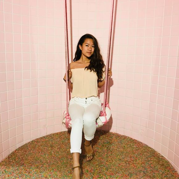 Meet your Posher, Emily - Picture 1 of 1